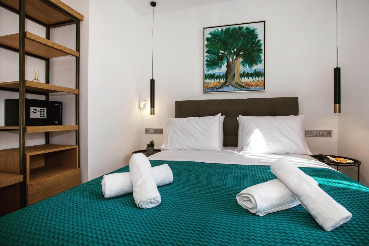 Iconic Athens Suites Bagian luar foto